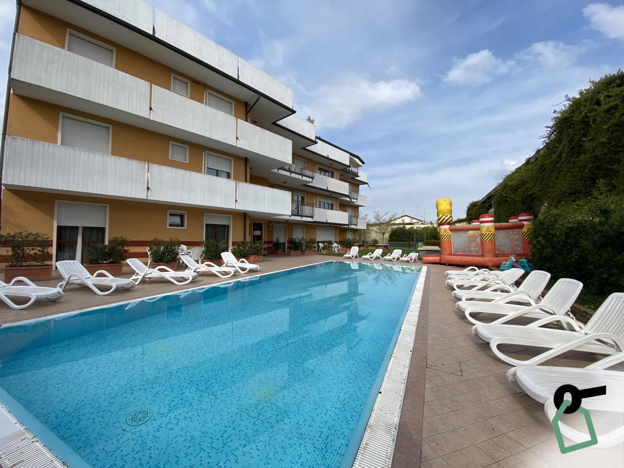 Hotiday Residence Garda Peschiera del Garda Eksteriør billede