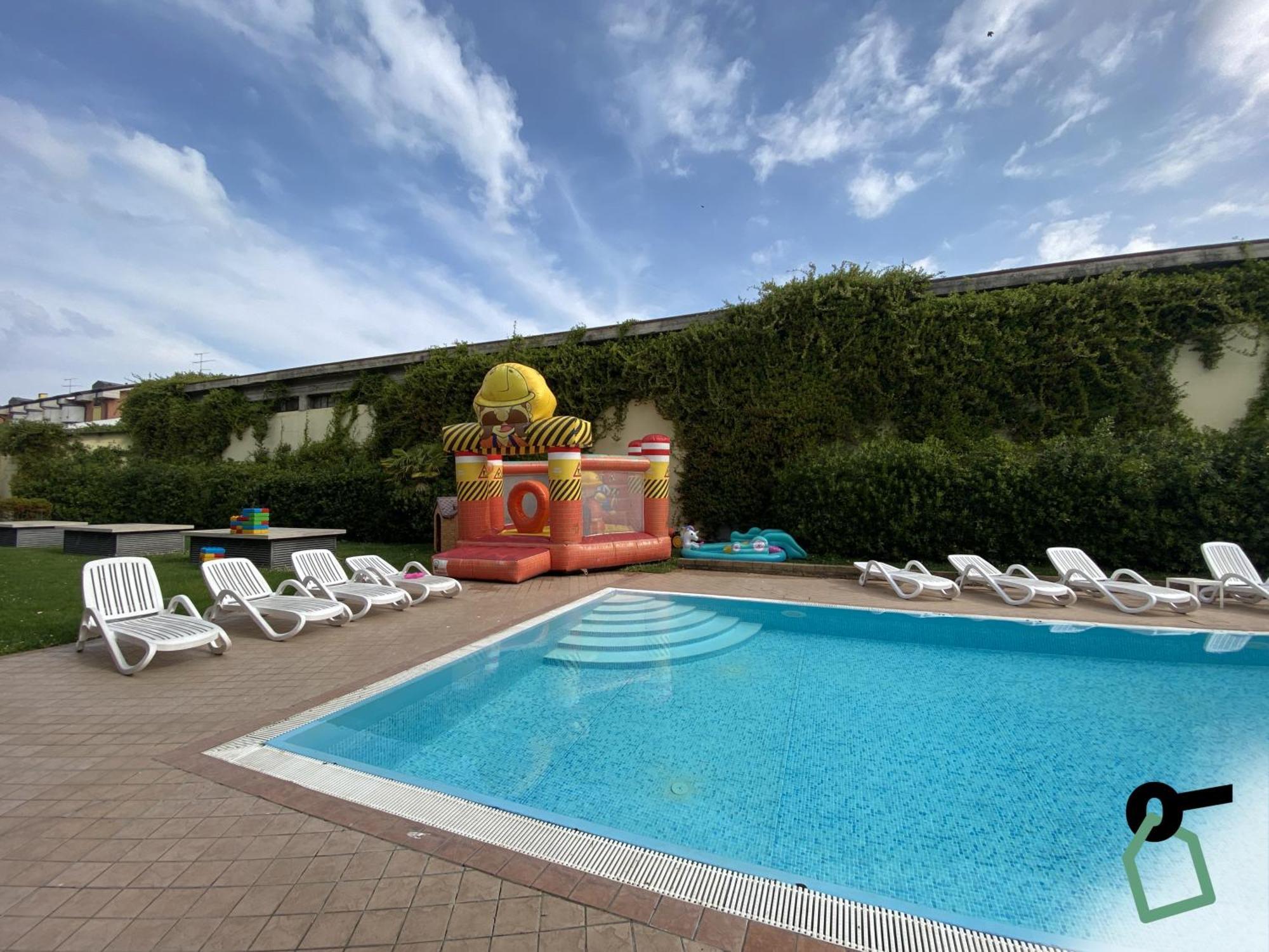 Hotiday Residence Garda Peschiera del Garda Eksteriør billede